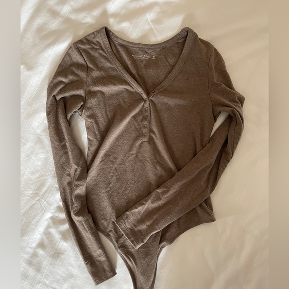 Brown Abercrombie and fitch bodysuit - Picture 1 of 3